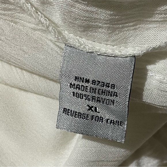 Elegant White Lace-Trim Joggers - Picture 10 of 14